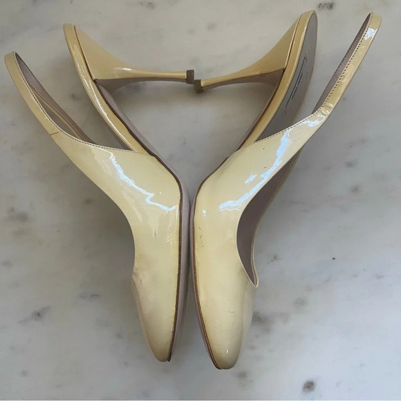 Miu Miu butter yellow patent leather sling back heel - Picture 4 of 9